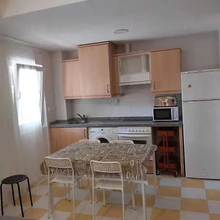 Apartment En Urbanizacion Con Piscina Centro De Unquera-val De San Vicente Ideal Parejas